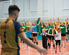 В Ижевске состоялась новогодняя открытая тренировка профессиональных волейбольных клубов с участием ветеранов СВО, подопечных благотворительного фонда «Дом друзей»