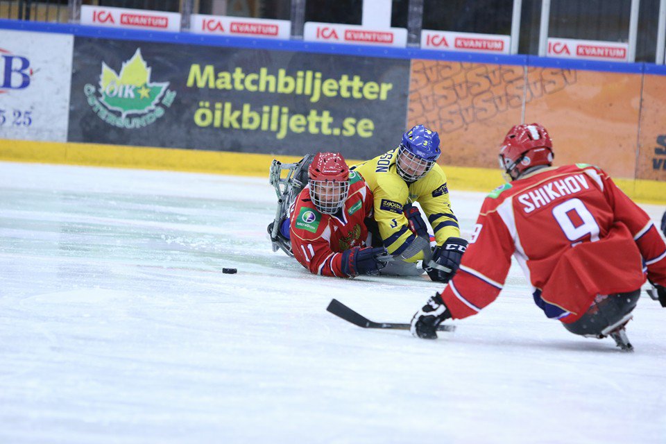 Сборная России разгромила команду Швеции, одержав вторую победу на чемпионате Европы по хоккею-следж в Эстерсунде