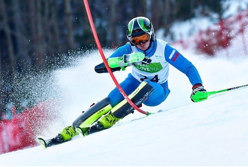 Паралимпийская сборная России принимает участие в серии международных соревнований по горнолыжному спорту в Австрии