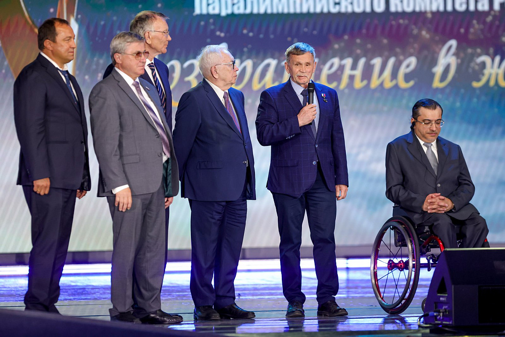 XX юбилейная торжественная церемония награждения премией ПКР «Возвращение в жизнь», посвященная 30-летию ПКР, состоялась в Государственном Кремлевском дворце XX юбилейная торжественная церемония награждения премией ПКР «Возвращение в жизнь», посвященная 30-летию ПКР, состоялась в Государственном Кремлевском дворце
