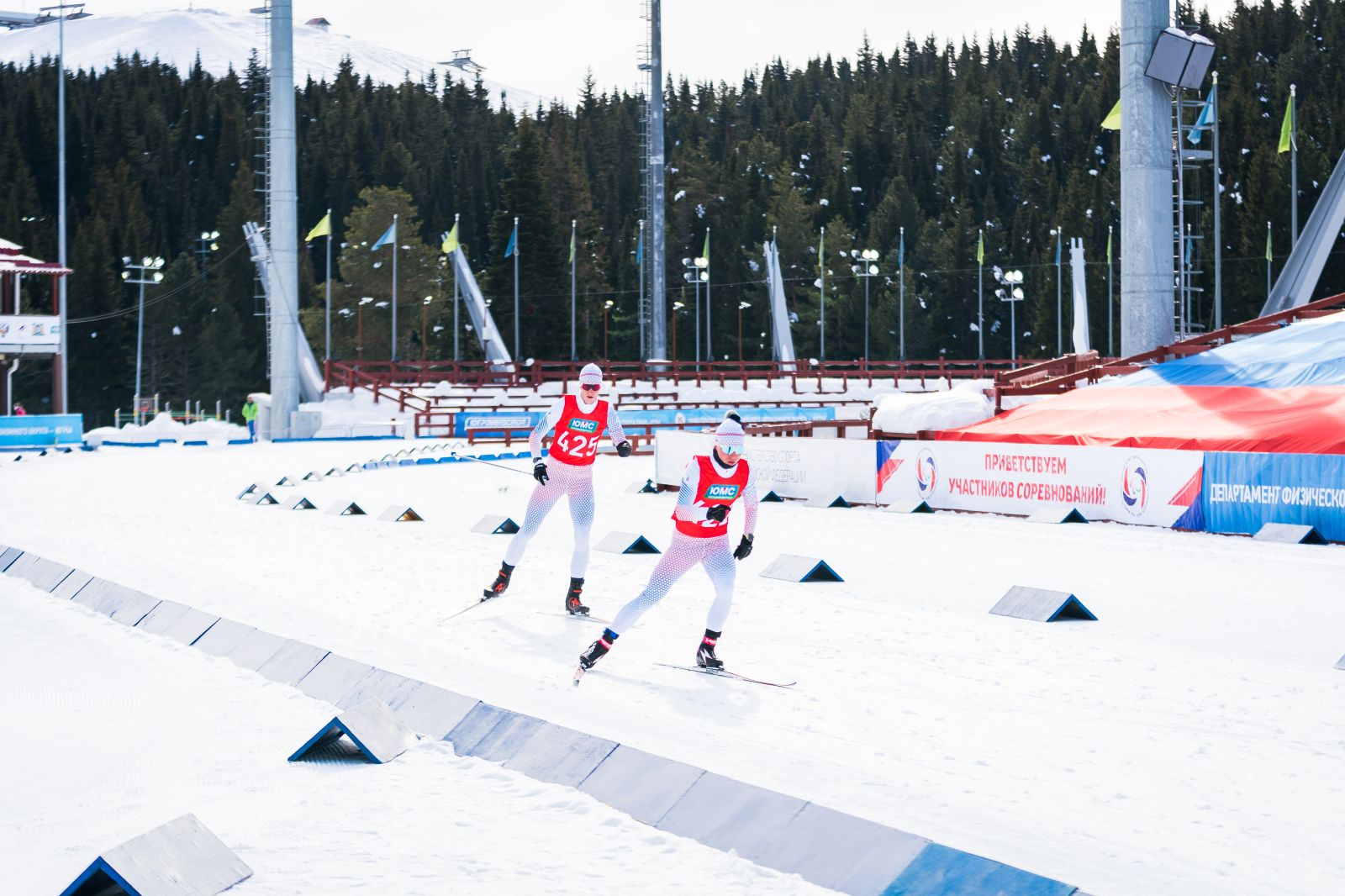 Более 100 спортсменов примут участие в чемпионате и первенстве России по лыжным гонкам и биатлону спорта слепых 
