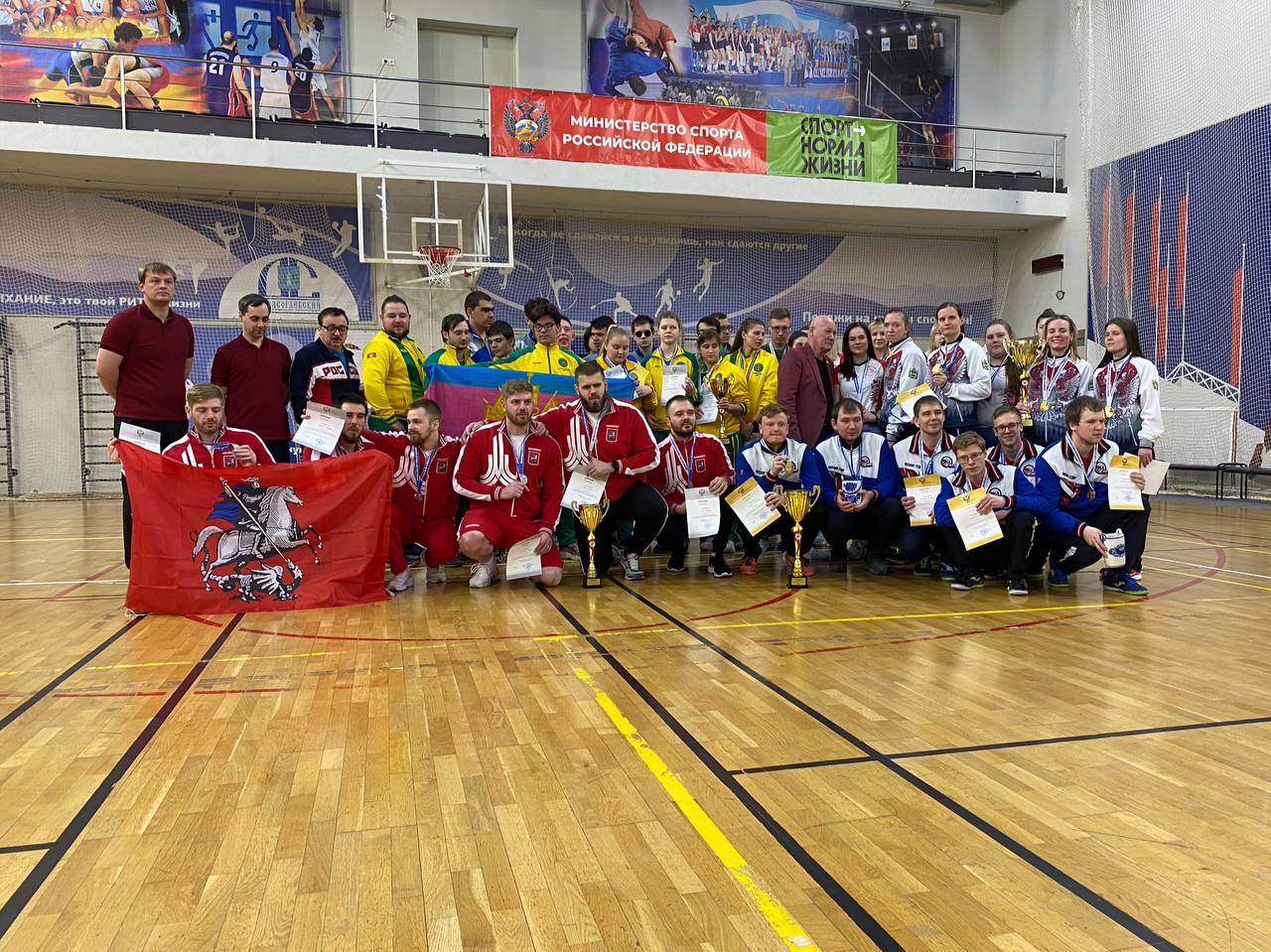 Мужская команда Новосибирской области и женская команда Калужской области стали победителями чемпионата России по голболу спорта слепых