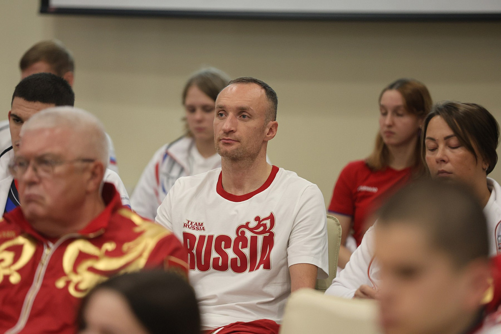 Президент ПКР П.А. Рожков встретился с паралимпийской сборной командой России по плаванию в преддверии чемпионата Европы Президент ПКР П.А. Рожков встретился с паралимпийской сборной командой России по плаванию в преддверии чемпионата Европы