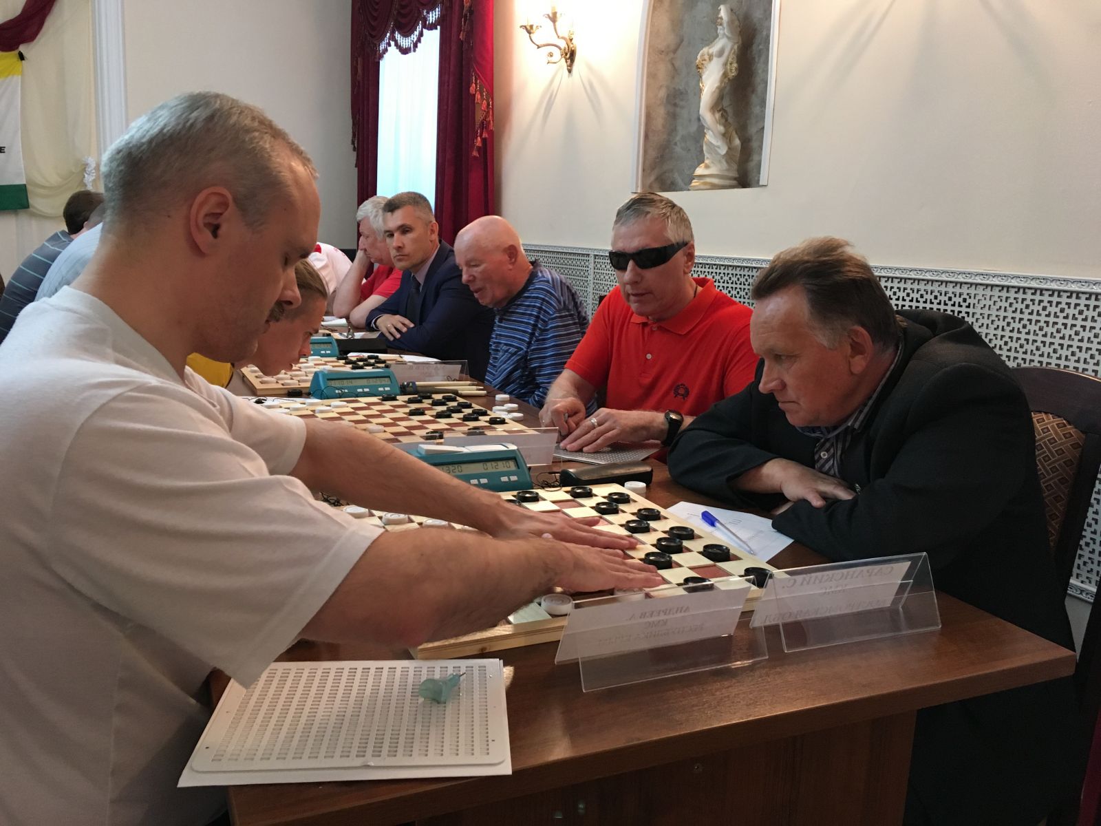 В Костроме стартовал чемпионат России по стоклеточным шашкам спорта слепых