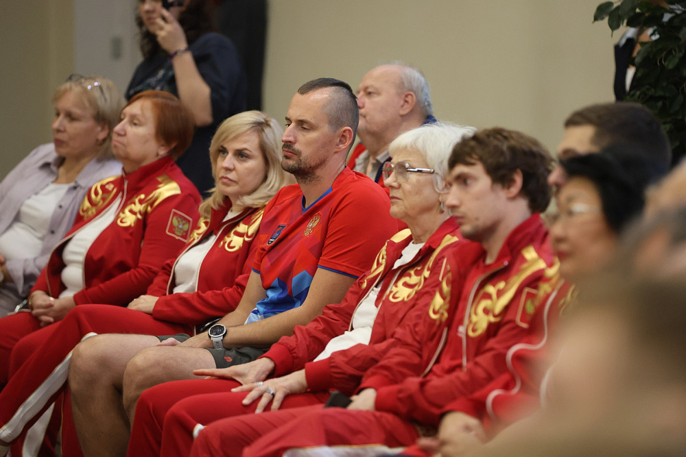 Президент ПКР П.А. Рожков встретился с паралимпийской сборной командой России по плаванию в преддверии чемпионата Европы Президент ПКР П.А. Рожков встретился с паралимпийской сборной командой России по плаванию в преддверии чемпионата Европы