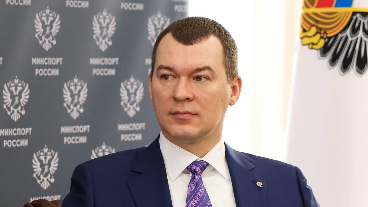 Поздравление Министра спорта России, президента Олимпийского комитета России М.В. Дегтярева с Днем физкультурника