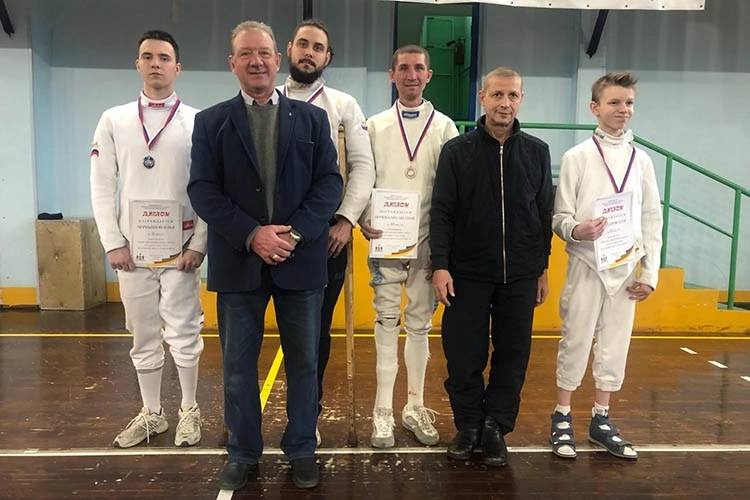 Определены победители и призеры чемпионата Сибирского федерального округа по фехтованию на колясках Определены победители и призеры чемпионата Сибирского федерального округа по фехтованию на колясках