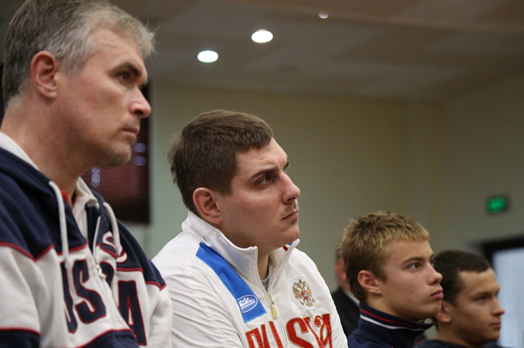 Руководители ПКР на тренировочных базах «Озеро Круглое» и УТЦ «Новогорск» провели встречи со спортсменами, тренерами и специалистами паралимпийских сборных команд России по летним видам спорта