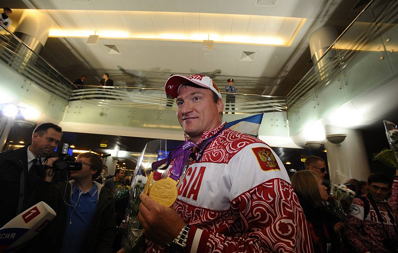 ТАСС: "Перепробовал все виды спорта". История четырехкратного паралимпийского чемпиона Ашапатова