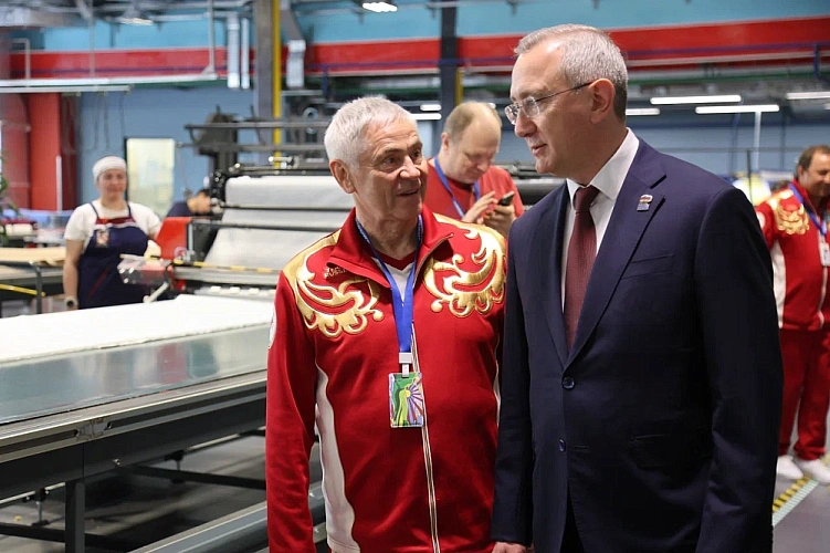 Делегация российских паралимпийцев посетила швейную фабрику «Мануфактуры Bosco»