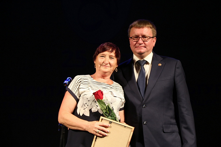 А.А. Строкин, Л.Н. Селезнев в г. Саратове приняли участие в торжественных мероприятиях по случаю 25-летнего Юбилея ГБУ ДО СО ОК ДЮСШ «РиФ»