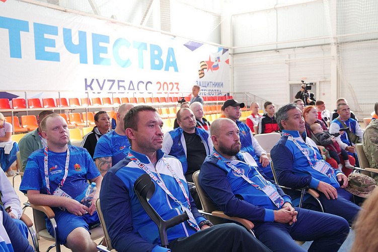 ПКР в г. Белово провел Паралимпийский урок для участников межрегиональных соревнований ветеранов СВО «Кубок Защитников Отечества»