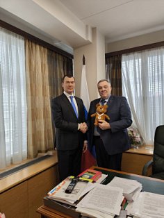 ПКР поздравляет первого заместителя председателя Комитета Государственной Думы ФС РФ по физической культуре и спорту, члена попечительского совета Российского спортивного фонда Б. В. Иванюженкова с Юбилеем