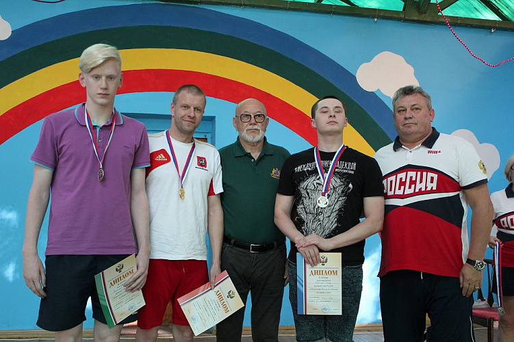 Башкирские спортсмены выиграли командное первенство чемпионата России по плаванию спорта слепых в Раменском