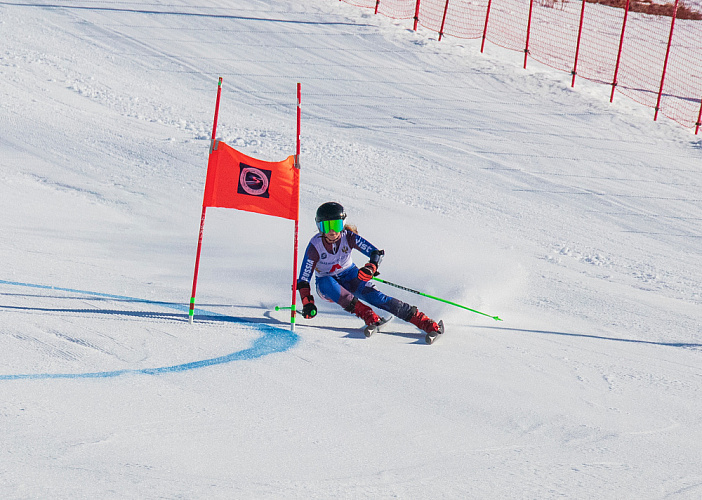 В Мурманской области подвели итоги Кубка России по горнолыжному спорту лиц с ПОДА