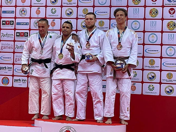 6 медалей завоевали российские дзюдоисты в первый день чемпионата мира Международной федерации спорта слепых в Казахстане