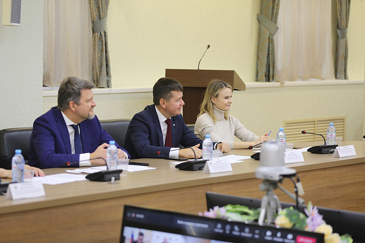 Руководители ПКР приняли участие в заседании Межведомственной комиссии по развитию адаптивной физической культуры и спорта Совета при Президенте Российской Федерации по развитию физической культуры и спорта Руководители ПКР приняли участие в заседании Межведомственной комиссии по развитию адаптивной физической культуры и спорта Совета при Президенте Российской Федерации по развитию физической культуры и спорта