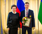 Губернатор ХМАО-Югры Н.В. Комарова вручила олимпийцам и паралимпийцам награды от автономного округа