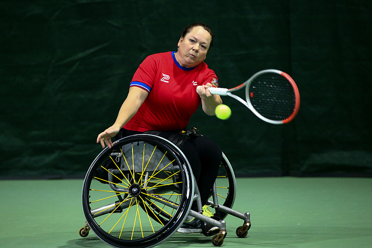 43 спортсмена из 11 регионов страны разыграли медали чемпионата России по теннису на колясках