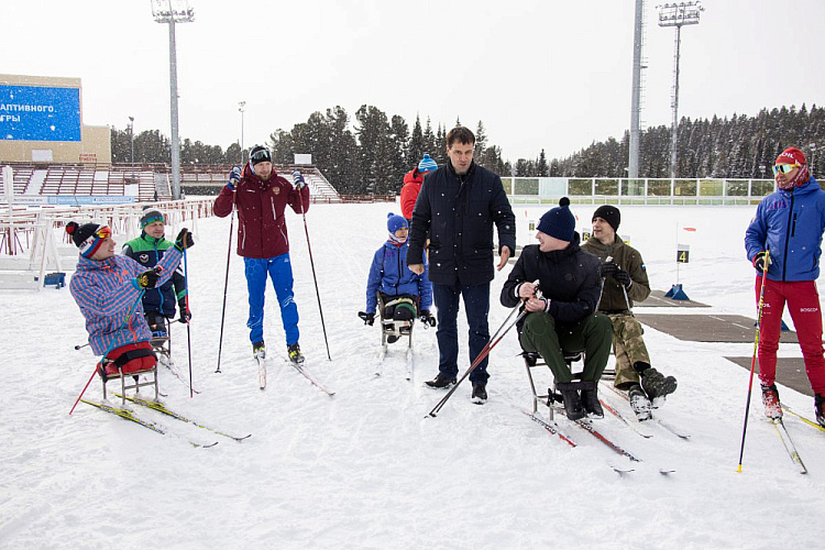 В Ханты-Мансийске определены победители и призеры главного старта по лыжным гонкам и биатлону спорта лиц с ПОДА спортивного сезона 2023 года