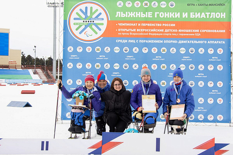 В Ханты-Мансийске определены победители и призеры главного старта по лыжным гонкам и биатлону спорта лиц с ПОДА спортивного сезона 2023 года