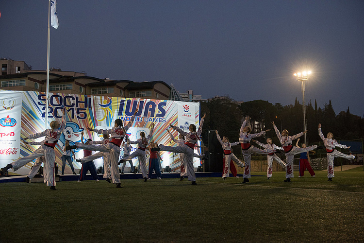 Всемирные игры Международной спортивной федерации колясочников и ампутантов IWAS 2015 года торжественно открыты в Сочи!