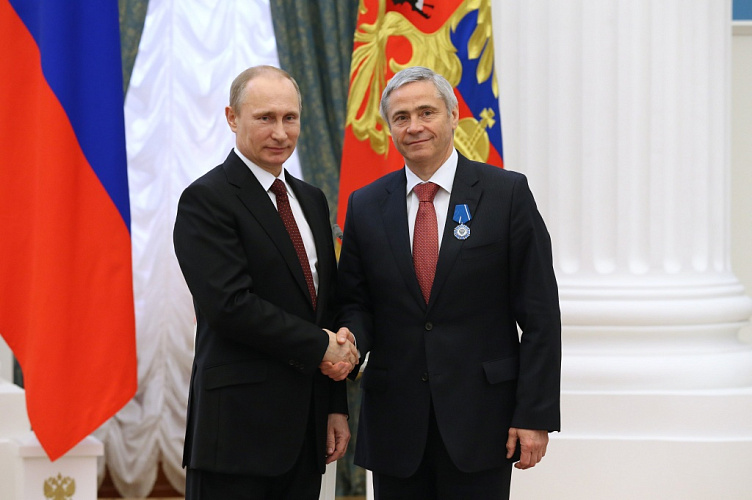 Президент Российской Федерации В.В. Путин вручил государственные награды Российской Федерации организаторам XI Паралимпийских  зимних игр в Сочи, руководителям спортивных федераций, тренерам и другим деятелям, внесшим вклад в подготовку  Паралимпиады-2014