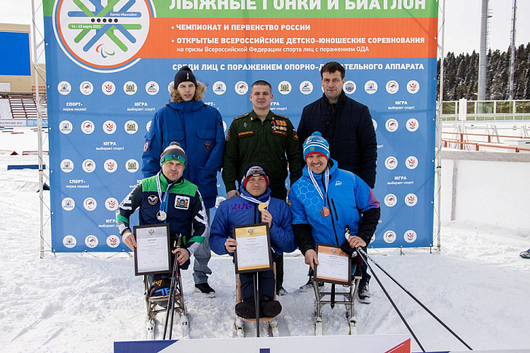 В Ханты-Мансийске определены победители и призеры главного старта по лыжным гонкам и биатлону спорта лиц с ПОДА спортивного сезона 2023 года