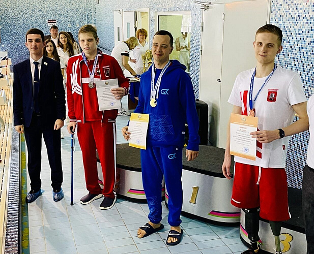 Команда Москвы стала победителем общекомандного зачета чемпионата России по плаванию среди лиц с ПОДА 