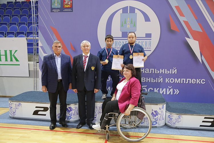 П.А. Рожков в г. Раменском принял участие в просмотре соревнований и церемонии награждения победителей и призеров Всероссийских соревнований по парабадминтону