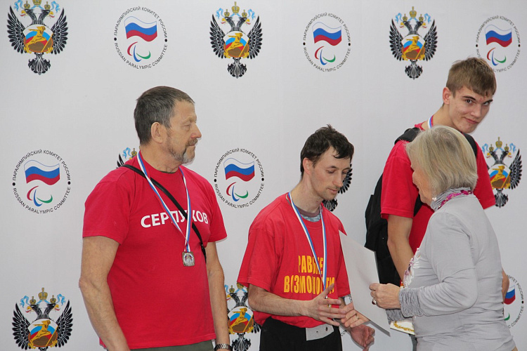 В Универсальном спортивном зале «Паралимпийский» состоялось награждение победителей и призеров соревнований заключительного дня и церемония закрытия Всероссийской спартакиады учащихся учебных заведений по видам спорта лиц с поражением ОДА