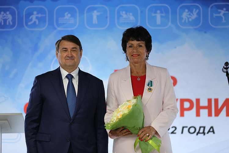 Помощник Президента РФ И.Е. Левитин в Олимпийском комплексе Лужники вручил государственные награды Российской Федерации