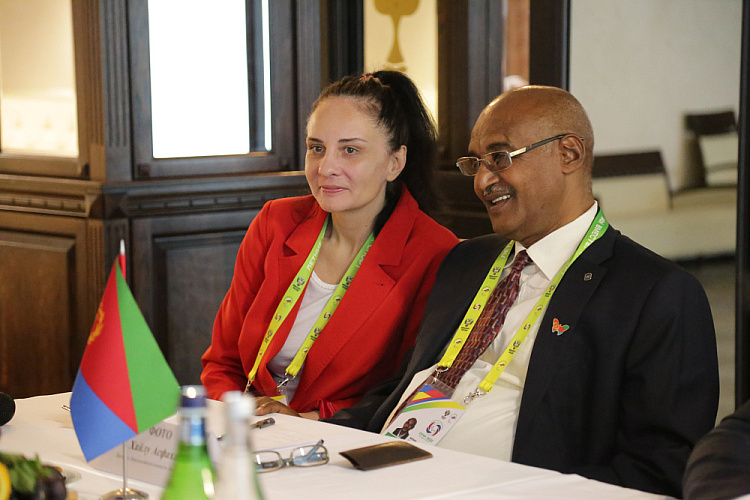 В Сочи в рамках Летних Игр Паралимпийцев «Мы вместе. Спорт» состоялась встреча И.Е. Левитина с представителями зарубежных команд