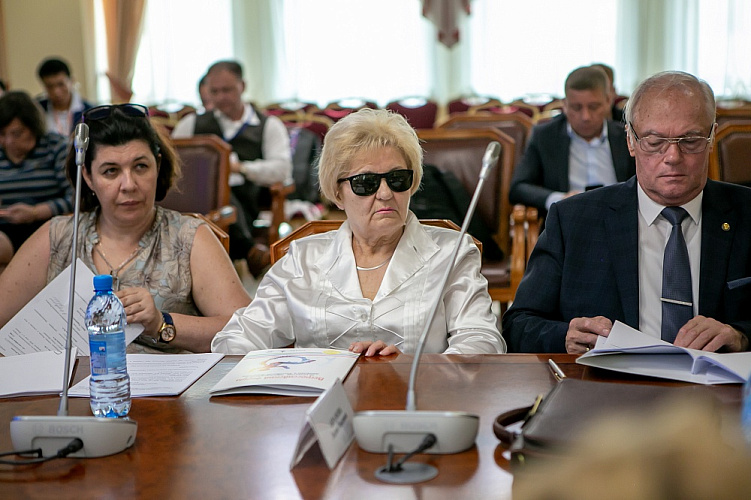 В.П. Лукин в г. Южно-Сахалинске провел заседание Исполкома ПКР