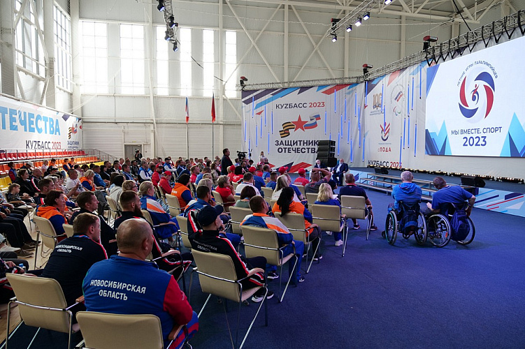 ПКР в г. Белово провел Паралимпийский урок для участников межрегиональных соревнований ветеранов СВО «Кубок Защитников Отечества»
