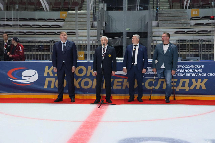 Во Владивостоке завершился Кубок «Герои нашего времени» по следж-хоккею среди ветеранов СВО Во Владивостоке завершился Кубок «Герои нашего времени» по следж-хоккею среди ветеранов СВО