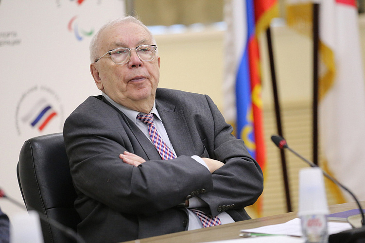 Президент ПКР П.А. Рожков в зале Исполкома ПКР провел заседание Межведомственной комиссии по развитию адаптивной физической культуры и спорта Совета при Президенте Российской Федерации по развитию физической культуры и спорта  