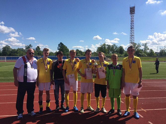 Команда «Олимпия» из г. Тихвина (Ленинградская область) стала победительницей первенства России по футболу лиц с ЦП