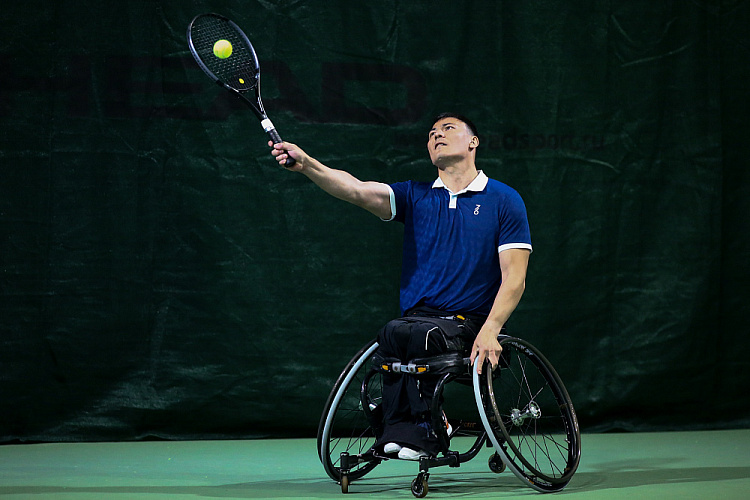 43 спортсмена из 11 регионов страны разыграли медали чемпионата России по теннису на колясках