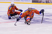 Второй соревновательный день Кубка континента по хоккею-следж завершился для команды «Феникс» двумя победами