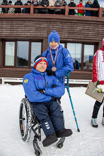 В Ханты-Мансийске определены победители и призеры главного старта по лыжным гонкам и биатлону спорта лиц с ПОДА спортивного сезона 2023 года