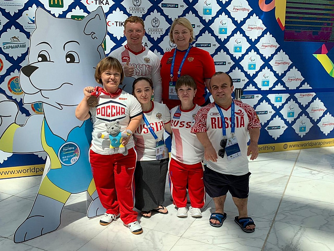 Тамара Подпальная завоевала бронзовую медаль в третий день чемпионата мира по пауэрлифтингу спорта лиц с ПОДА в Казахстане