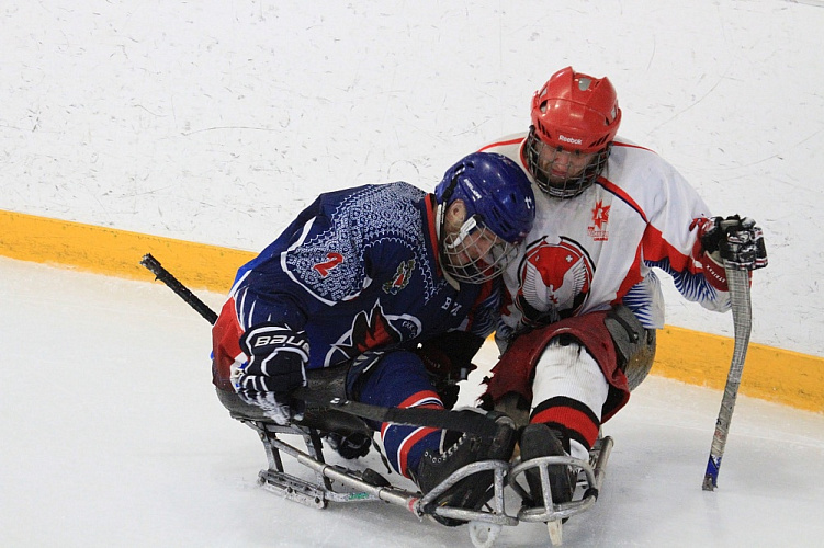 В г. Москве в Ледовом дворце «Умка» стартовал Открытый Кубок по хоккею-следж «Кубок Мужества»