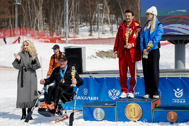 Варвара Ворончихина и Алексей Бугаев – абсолютные чемпионы России по горнолыжному спорту лиц с ПОДА