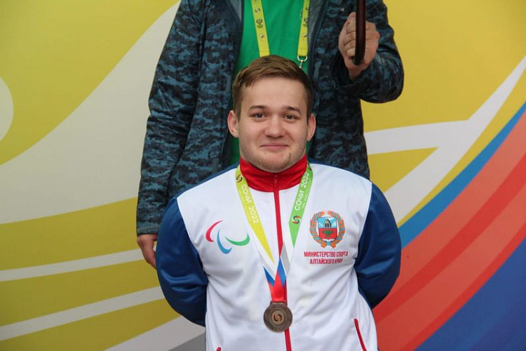 Попали в десятку! Паралимпийцы Алтая возвращаются из Сочи с 26 медалями различного достоинства