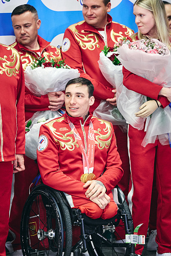 В аэропорту «Внуково» торжественно встретили паралимпийскую сборную России после XIV Паралимпийских зимних игр в Италии В аэропорту «Внуково» торжественно встретили паралимпийскую сборную России после XIV Паралимпийских зимних игр в Италии