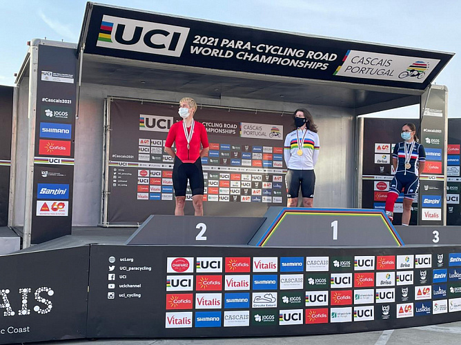 6 серебряных и 4 бронзовые медали завоевали российские спортсмены по итогам чемпионата мира по паравелоспорту на шоссе в Португалии