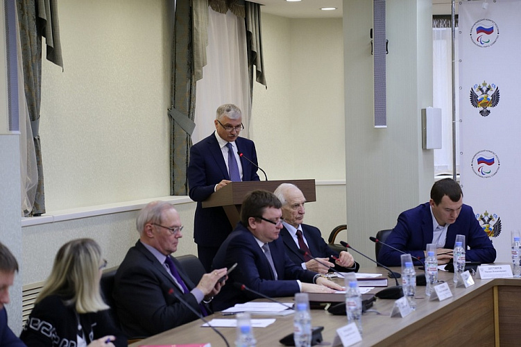 В зале Исполкома ПКР состоялось заседание МВК по развитию адаптивной физической культуры и спорта Совета при Президенте РФ по развитию физической культуры и спорта под руководством В.П. Лукина В зале Исполкома ПКР состоялось заседание МВК по развитию адаптивной физической культуры и спорта Совета при Президенте РФ по развитию физической культуры и спорта под руководством В.П. Лукина
