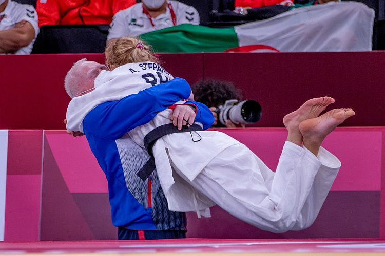 Алеся Степанюк: лауреат XIX премии ПКР «Возвращение в жизнь» в номинации «Что наша жизнь? — Борьба!»