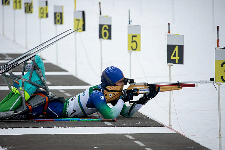 В Ханты-Мансийске определены победители и призеры главного старта по лыжным гонкам и биатлону спорта лиц с ПОДА спортивного сезона 2023 года